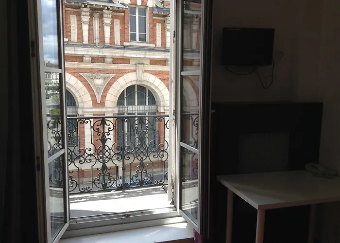 Belle 2* Fontainebleau